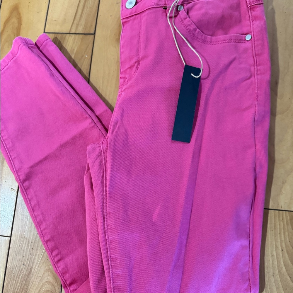 NWT , Artisan NY Vibrant Pink Denim Jeans